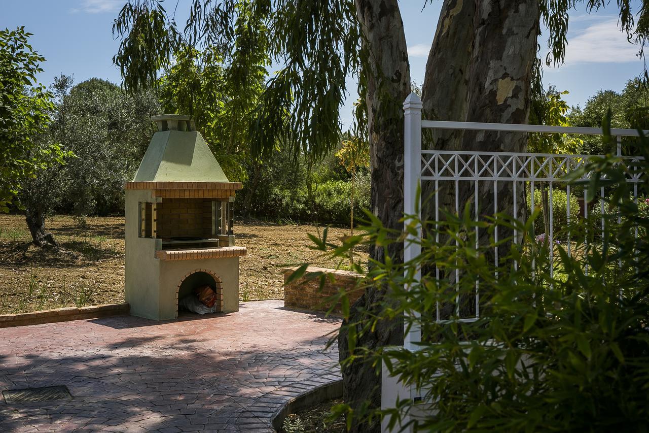 Afrodite Luxury Villa Svoronata Exterior photo